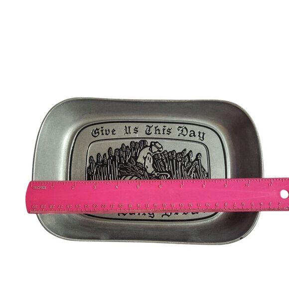 Vintage Country Ware Wilton Armetale "Give Us This Day Our Daily Bread" Plate - Picture 5 of 6